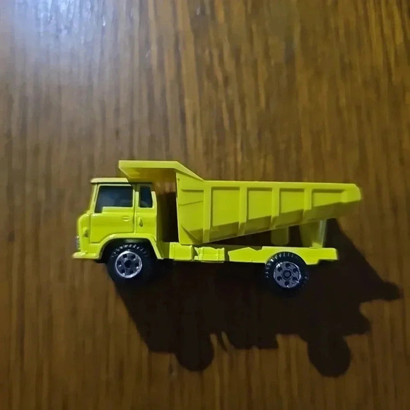 Set Of 3 Yatming Utility  Trucks - Picture 5 of 14